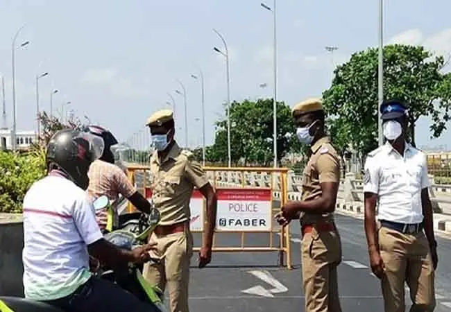 tamilnadu curfew police vehicles seizures 